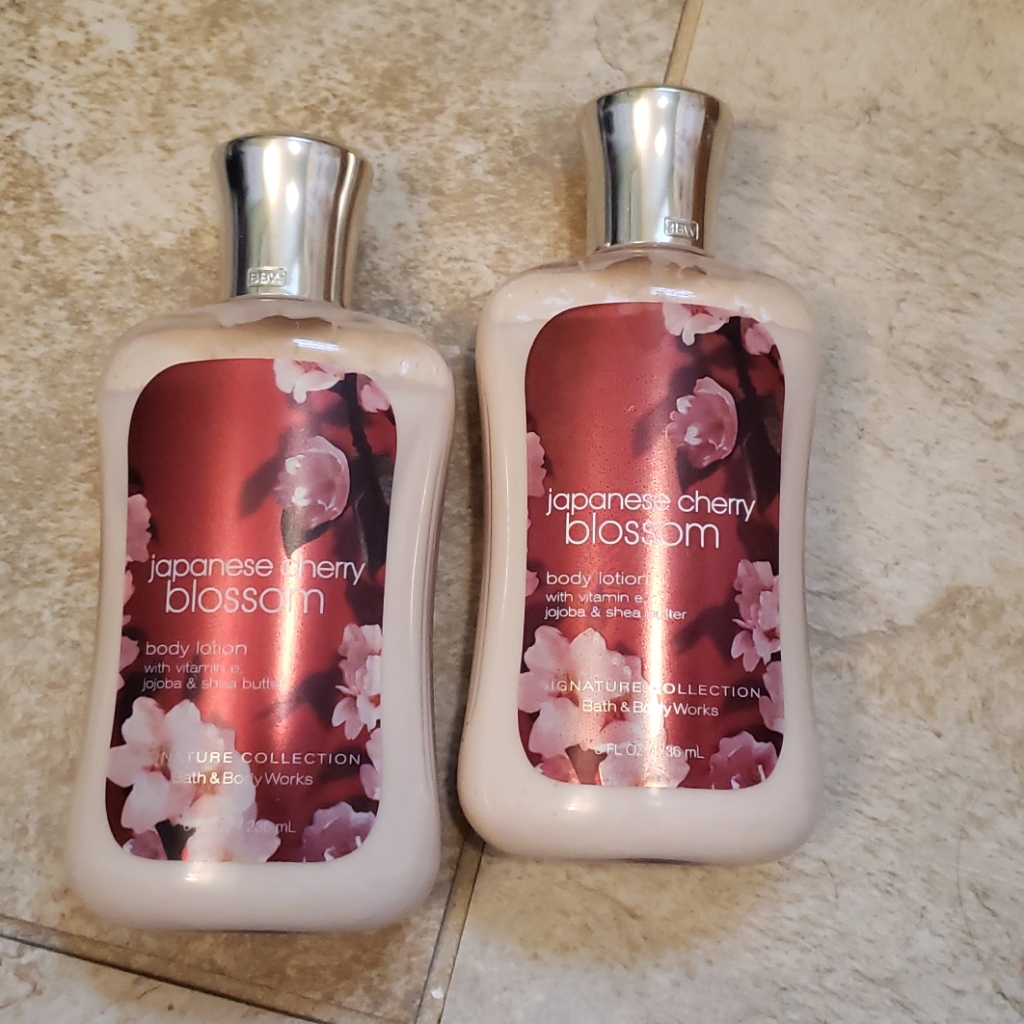 Bath  Body Works Lotion